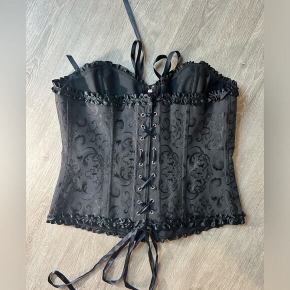 black silky floral intricate  corset with ties- silver hardware- no brand - Picture 12 of 13